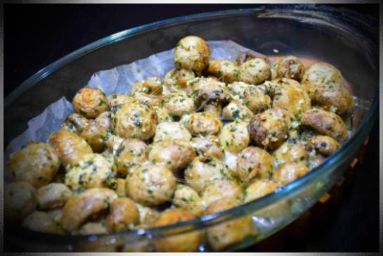 Champignon al forno con salsa agra alle cipolle