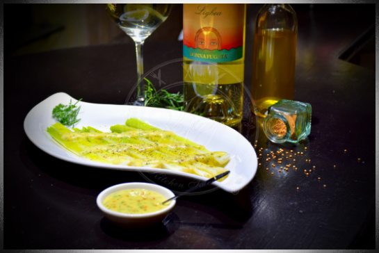 Porri con dressing alla senape e dragoncello